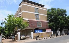 Lloyds Guest House Chennai